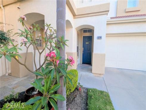 8204 Constantine Drive, Huntington Beach, CA