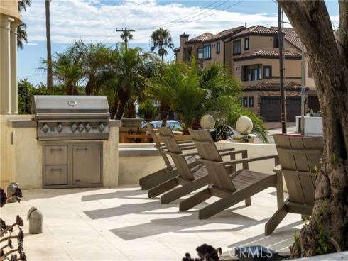 122 22nd Street, Huntington Beach, CA