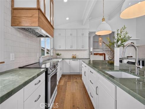 17361 Alta Vista , Huntington Beach, CA