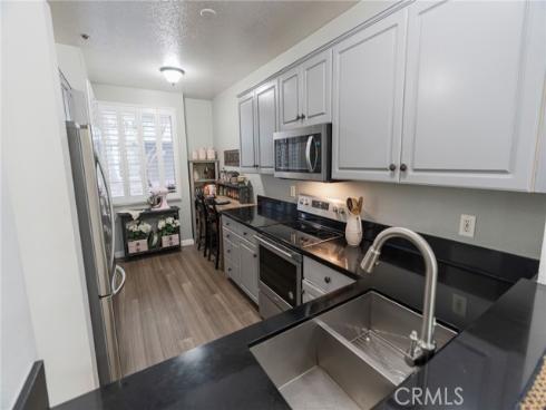 20331  Bluffside circle # 105  , Huntington Beach, CA
