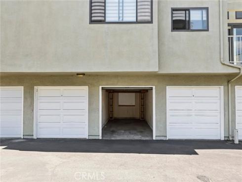 17722 Sergio Circle 102 , Huntington Beach, CA