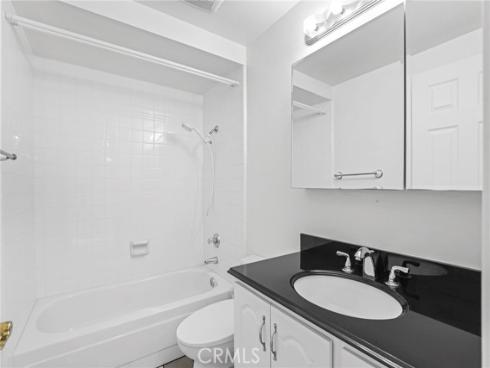 8402 Sunbeam Cir , Huntington Beach, CA