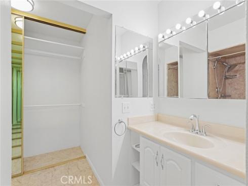8402 Sunbeam Cir , Huntington Beach, CA
