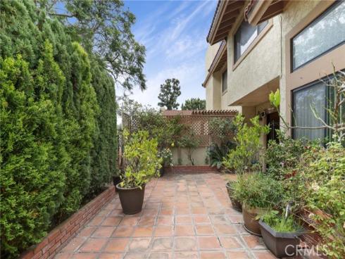 8402 Sunbeam Cir , Huntington Beach, CA