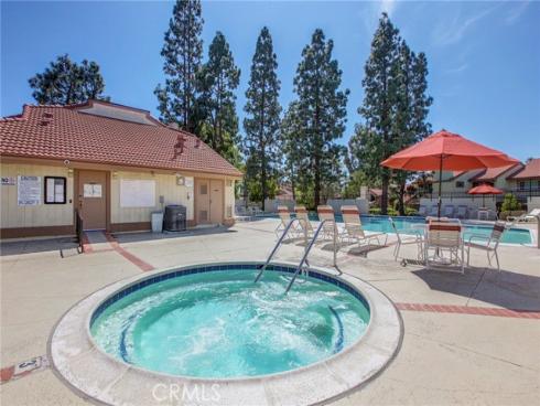 8402 Sunbeam Cir , Huntington Beach, CA