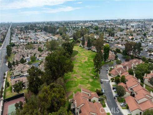 8402 Sunbeam Cir , Huntington Beach, CA