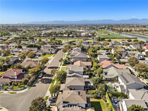 21612 Polynesian Lane, Huntington Beach, CA