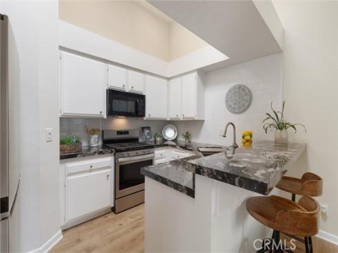 4802 Tiara 204 , Huntington Beach, CA