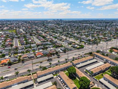 9579 Adams , Huntington Beach, CA