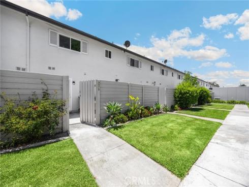 9579 Adams , Huntington Beach, CA