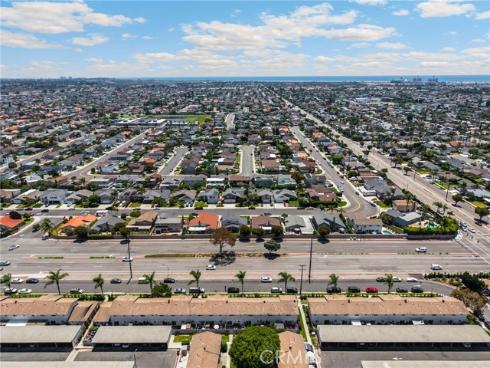 9579 Adams , Huntington Beach, CA