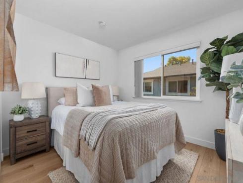 16394 Del Oro Cir 135 , Huntington Beach, CA