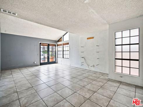 417 8th Street, Huntington Beach, CA