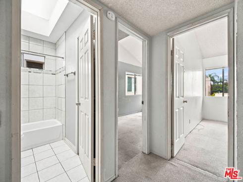 417 8th Street, Huntington Beach, CA