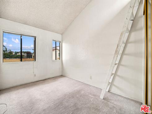 417 8th Street, Huntington Beach, CA