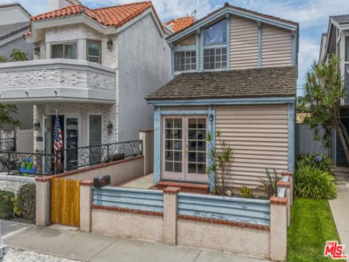 417 8th Street, Huntington Beach, CA
