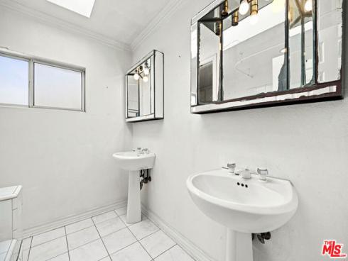 417 8th Street, Huntington Beach, CA
