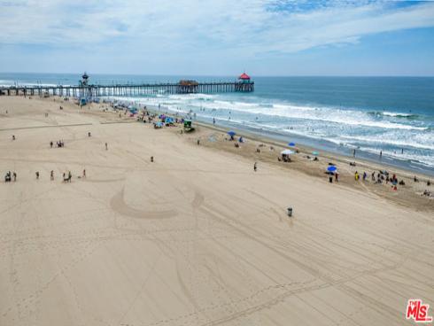 417 8th Street, Huntington Beach, CA
