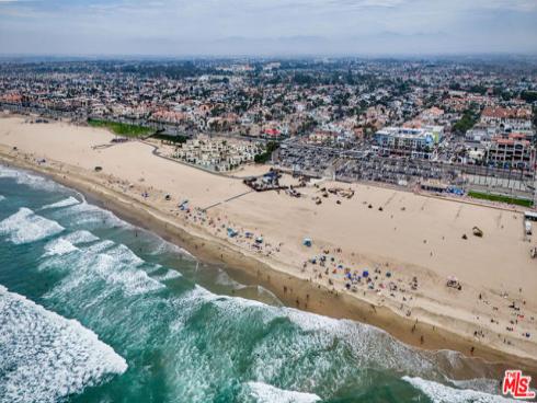 417 8th Street, Huntington Beach, CA