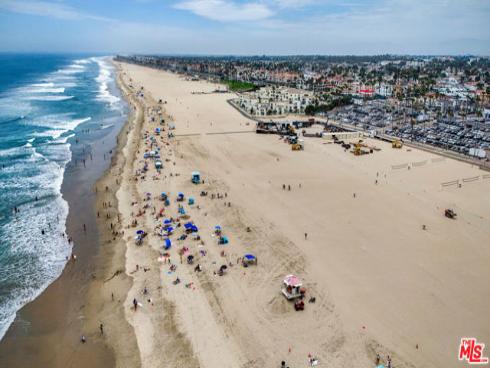 417 8th Street, Huntington Beach, CA