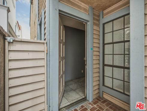 417 8th Street, Huntington Beach, CA