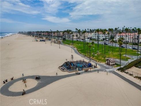 417  8th   Street, Huntington Beach, CA