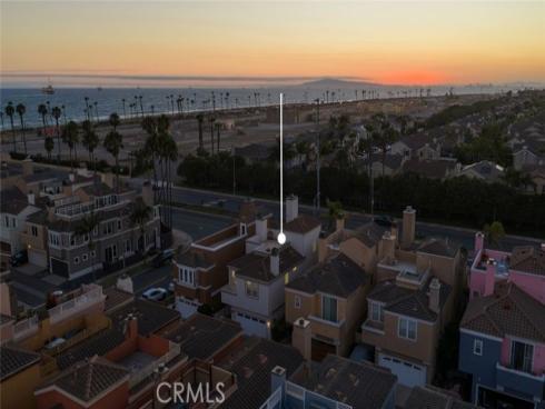 304  Goldenwest   Street, Huntington Beach, CA