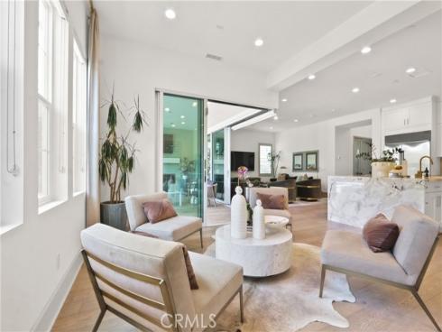 17382  Burrows  , Huntington Beach, CA