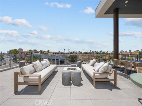 414 Main 200 Street, Huntington Beach, CA