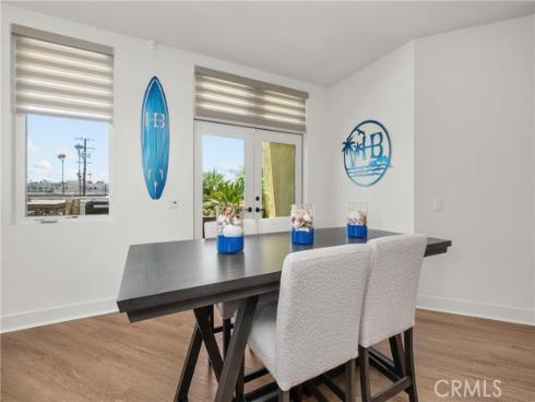 414 Main 200 Street, Huntington Beach, CA