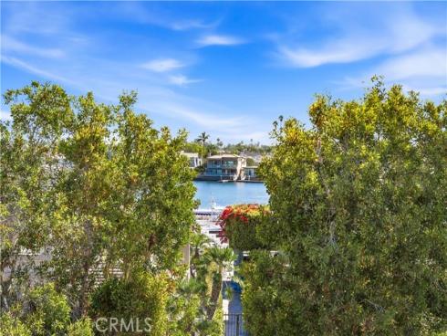 16971 Bluewater 70 Lane, Huntington Beach, CA