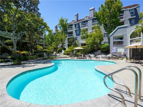 20301 Bluffside 211 Circle, Huntington Beach, CA