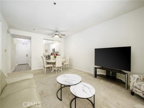 20301 Bluffside 211 Circle, Huntington Beach, CA
