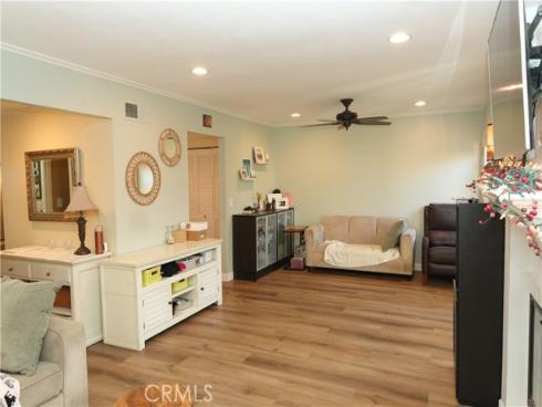8226 Pennington Dr , Huntington Beach, CA