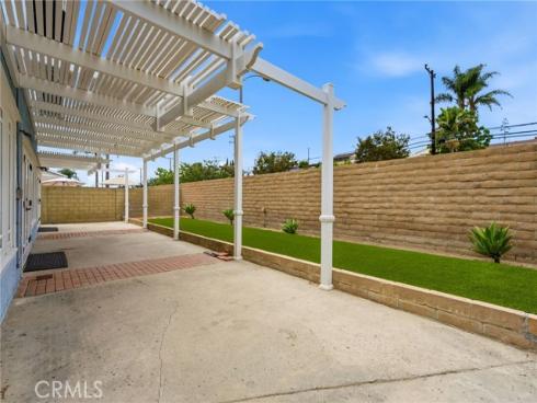19151 Yacht Lane, Huntington Beach, CA