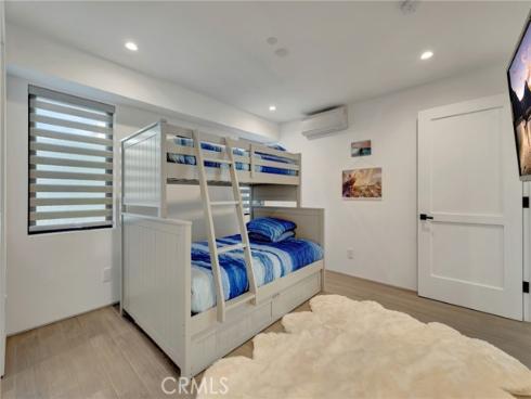 203 Indianapolis Avenue, Huntington Beach, CA