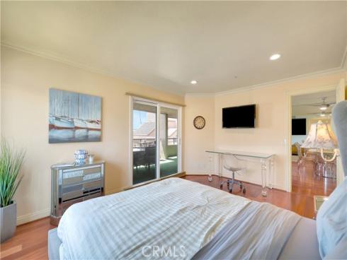 1200  Pacific Coast  209  Highway, Huntington Beach, CA