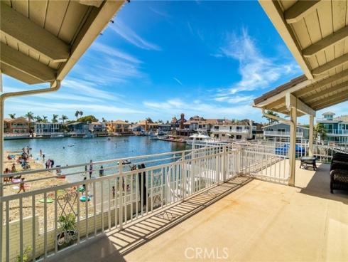 4051  Davenport  , Huntington Beach, CA