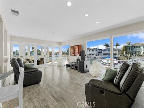4051  Davenport  , Huntington Beach, CA