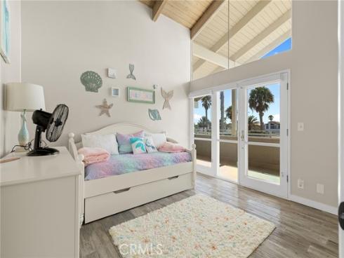4051  Davenport  , Huntington Beach, CA