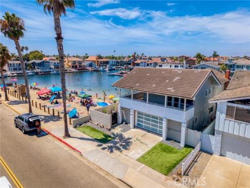 4051  Davenport  , Huntington Beach, CA
