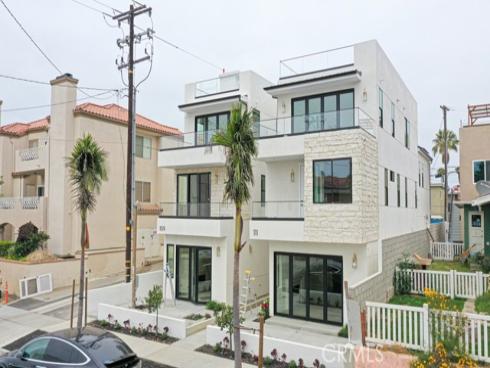 109  9th  , Huntington Beach, CA