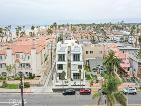109  9th  , Huntington Beach, CA