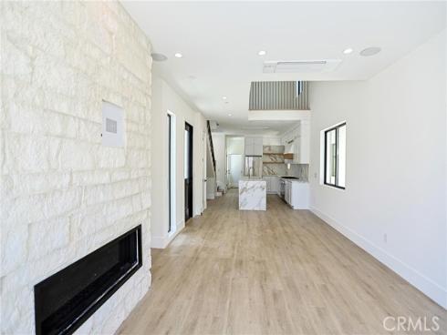 109  9th  , Huntington Beach, CA