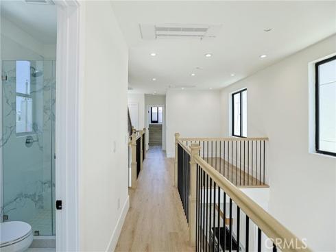 109  9th  , Huntington Beach, CA