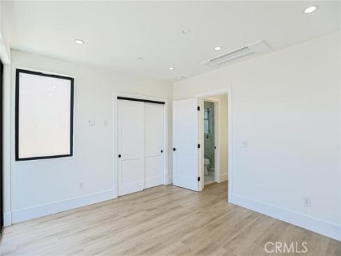 109  9th  , Huntington Beach, CA