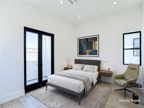109  9th  , Huntington Beach, CA
