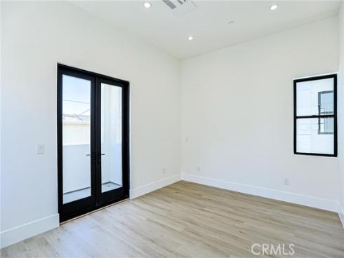 109  9th  , Huntington Beach, CA