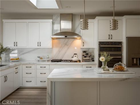 1919  Alsuna  , Huntington Beach, CA