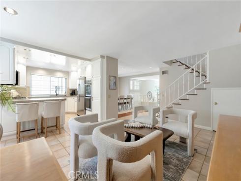 19372 Maidstone Lane, Huntington Beach, CA
